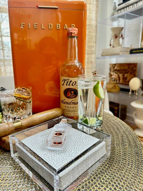 Acrylic Napkin Weight - Vodka